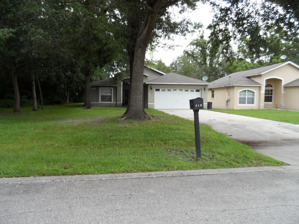 1st image of 219 1st St