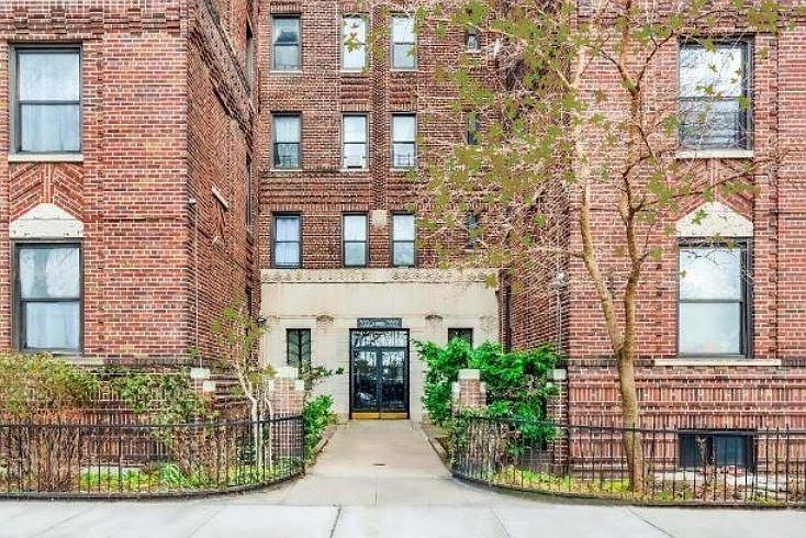 2nd image of 25 Parade Pl APT 4B
