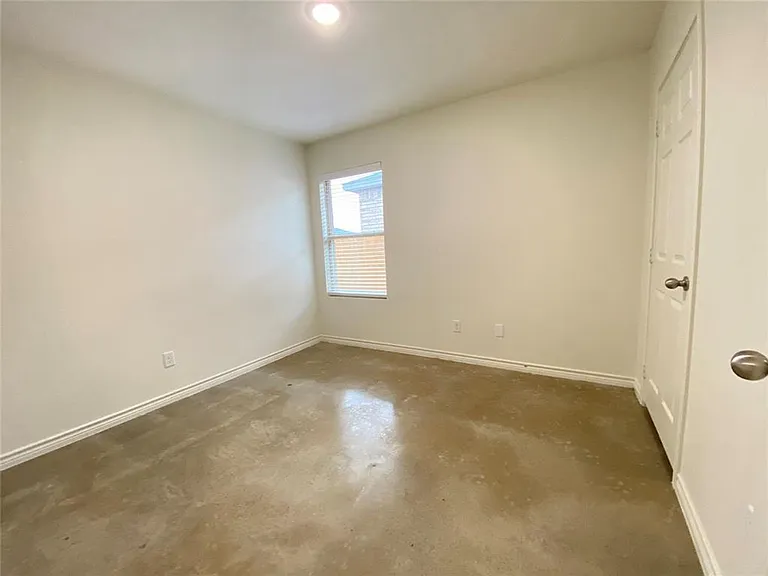 2320 Duntov Dr — Photo 21