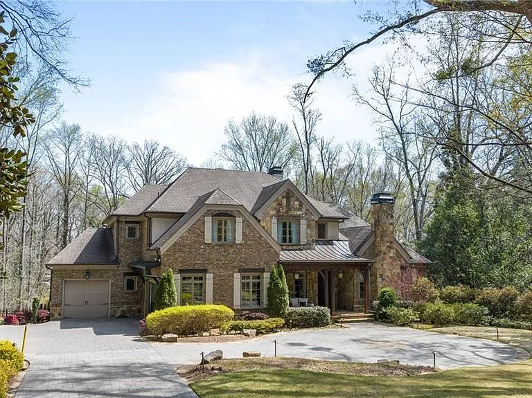 5265 Peachtree Dunwoody Rd — Photo 88