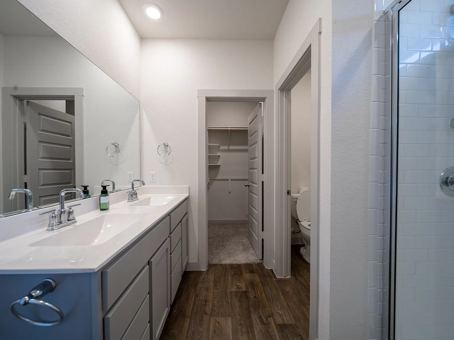 4 bed, 1612 sqft, $2,200 — Photo 3