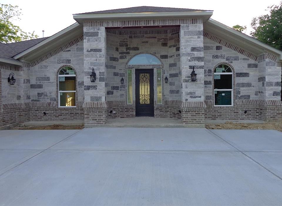 1st image of 13201 Milo Dr