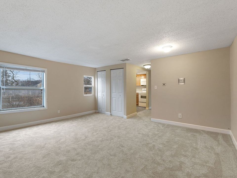 1st image of 3606 Balsam Ave APT 206