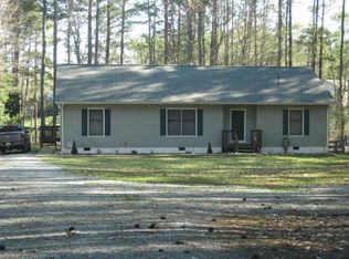 57 Old Blacksmith Rd, Bracey, VA 23919