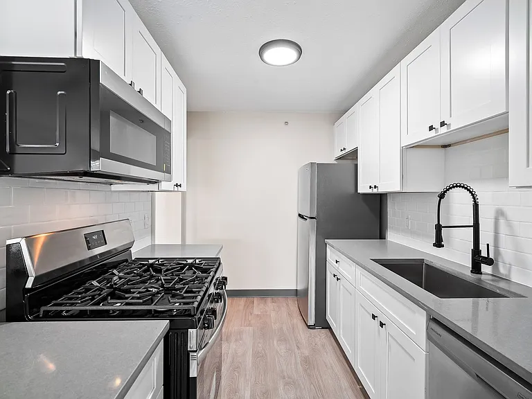 Cherry Tree Village Apartments — Photo 95