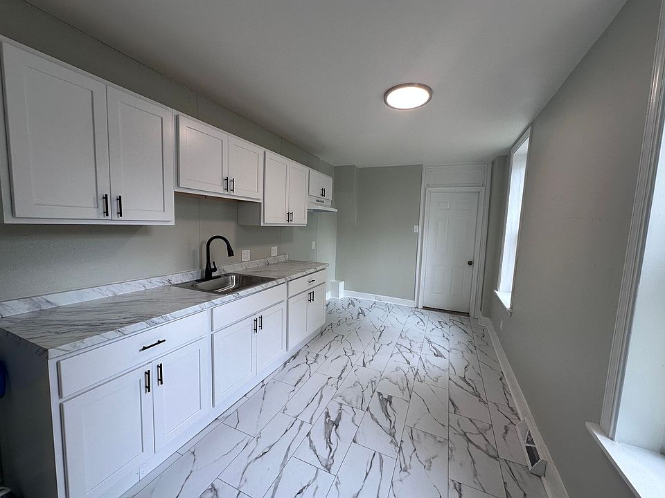 1st image of 133 Stevens Ave
