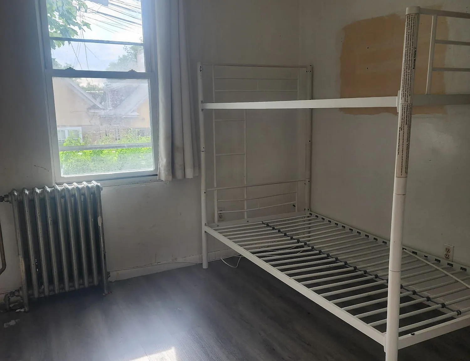 2 bed, 1.0 bath, $2,600 — Photo 4