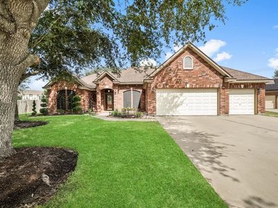 145 Indian Warrior Trl, Lake Jackson, TX, 77566