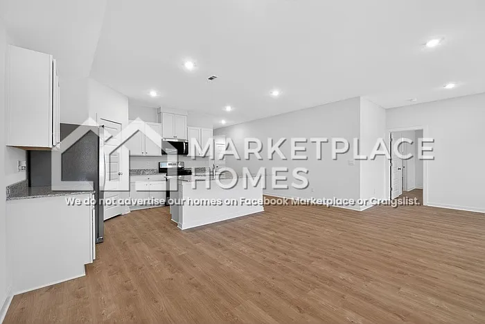 3050 Rosalee Ln — Photo 7