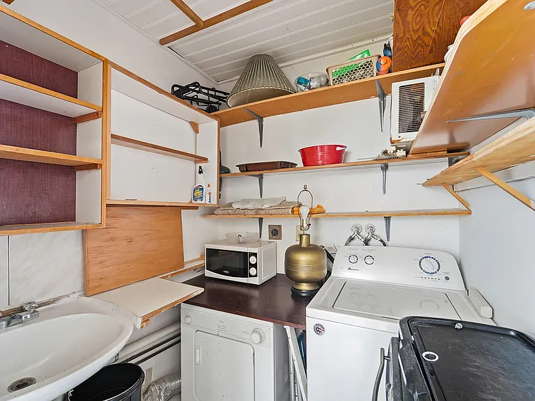 226 Normandy E #E — Photo 15
