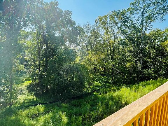 5th image of 1085 Sweetleaf Dr