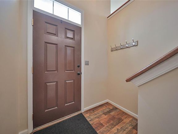 3rd image of 1195 Cornwallis Dr
