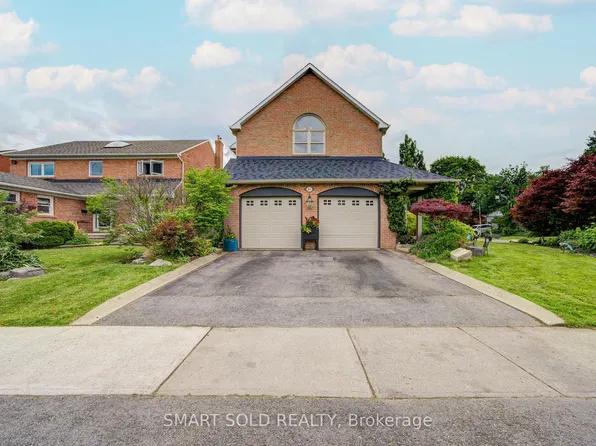 84 Longwater Chase, Markham, ON L3R 4A8