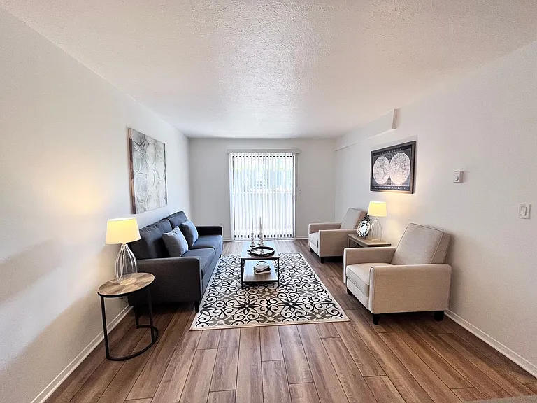 Acres Crossing Apartments — Photo 41