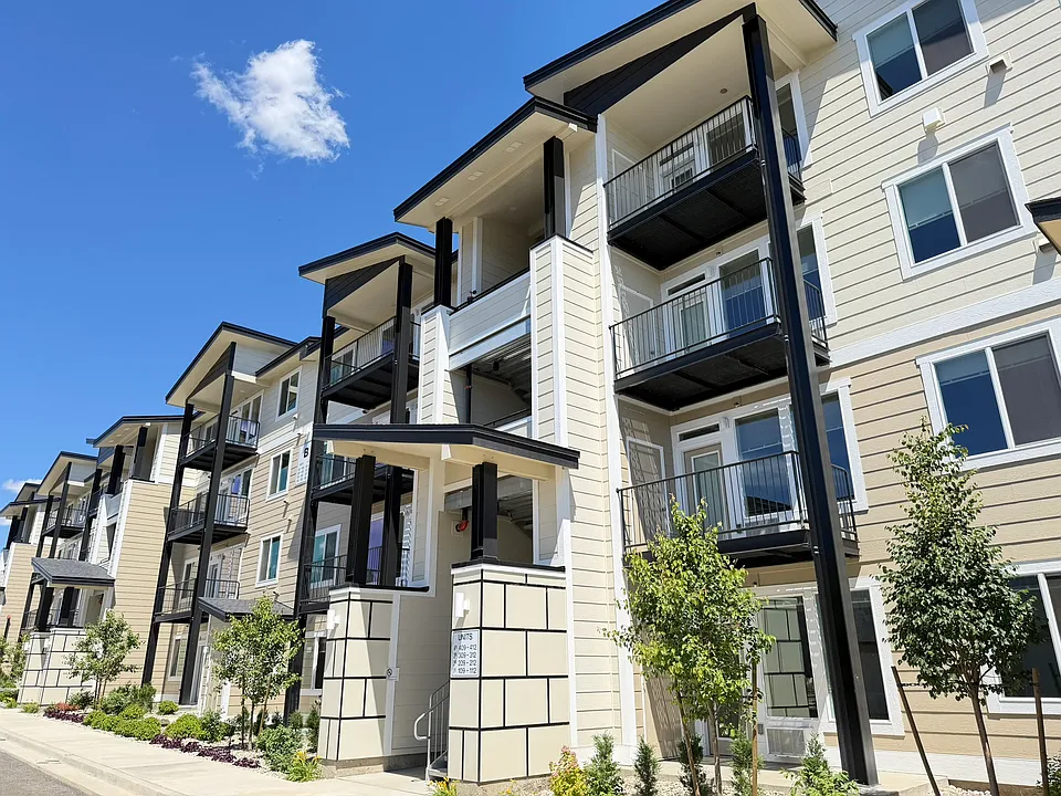 North Woods Apartments