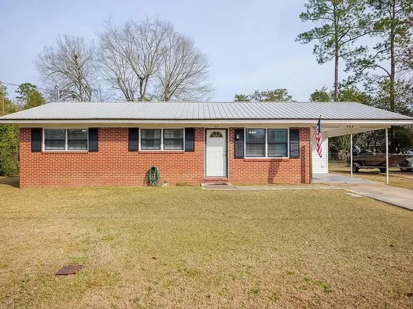 504 Carol Ave, Nashville, GA 31639