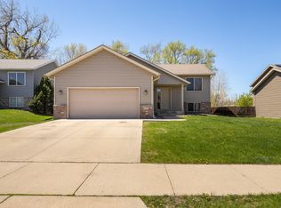 3909 46th Ave NW, Rochester, MN 55901