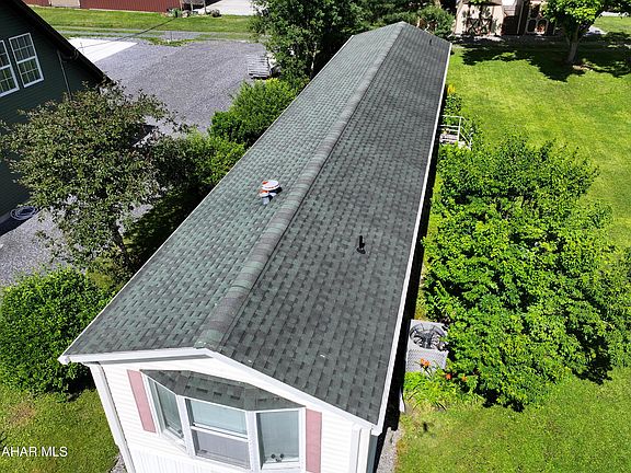 4th image of 117 Baltimore St