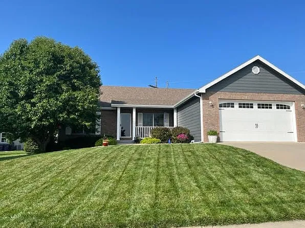 3731 Peachtree Cir, Manhattan, KS 66503