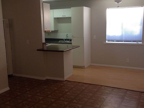 3rd image of 2231 Burroughs St
