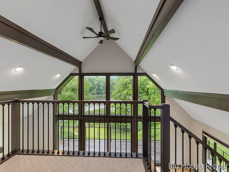 5140 Sequoia Dr SE — Photo 20