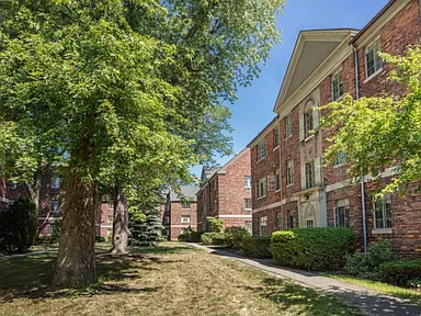 18 Lexington Ave Buffalo NY | Zillow
