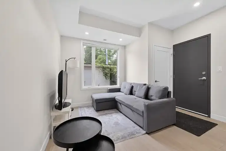 250 Ferland St #5 — Photo 10