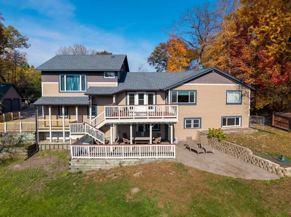 2708 171st Ln NE, Ham Lake, MN 55304