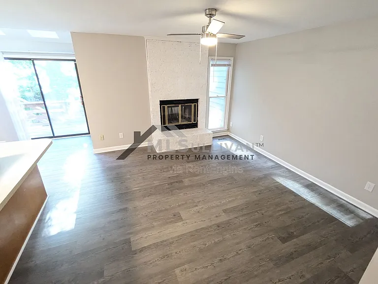 4424 American Dr — Photo 3
