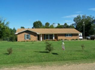 155 Yorks Chapel Rd, Nashville, AR 71852