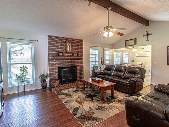 2nd image of 735 Montvale Dr