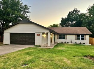 1811 Nightingale Cir, McAlester, OK 74501