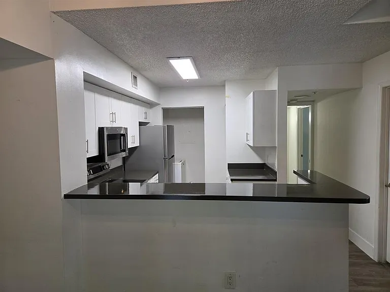 Unit Photo