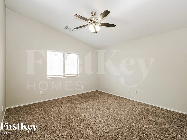 3141 W Sunland Ave — Photo 13