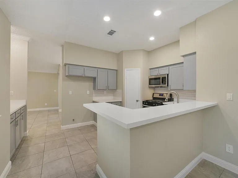 21211 Park Mount Dr — Photo 25