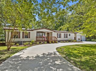 1016 Patch Dr, Newport, NC 28570