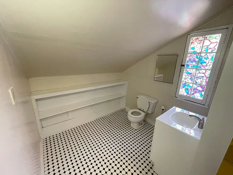 708 E Hollywood St — Photo 27