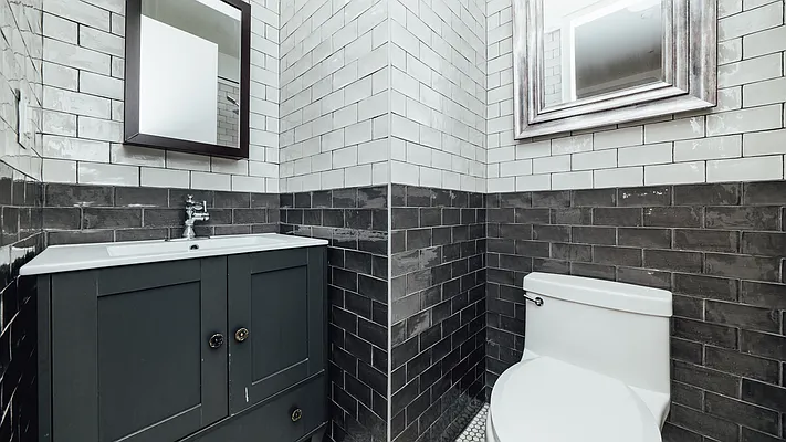 Rented by Nooklyn NYC LLC | media 21