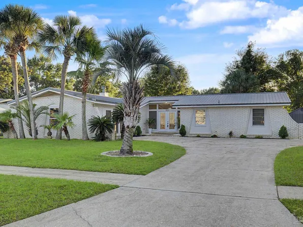 7975 La Nain Dr, Pensacola, FL 32514