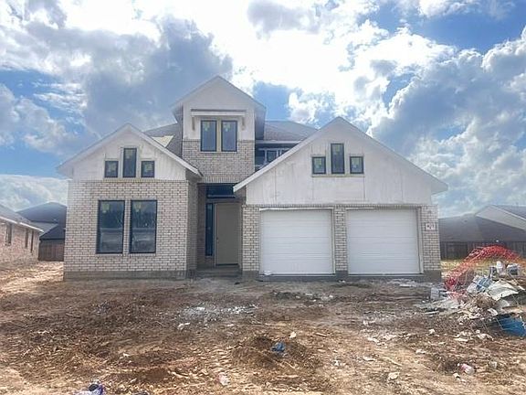 3rd image of 405 Rugged Rock Ln