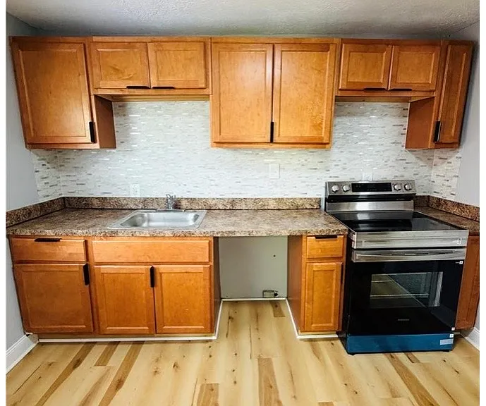 14701 Milverton Rd #1 — Photo 4