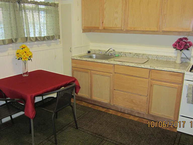 13 Holt St — Photo 1