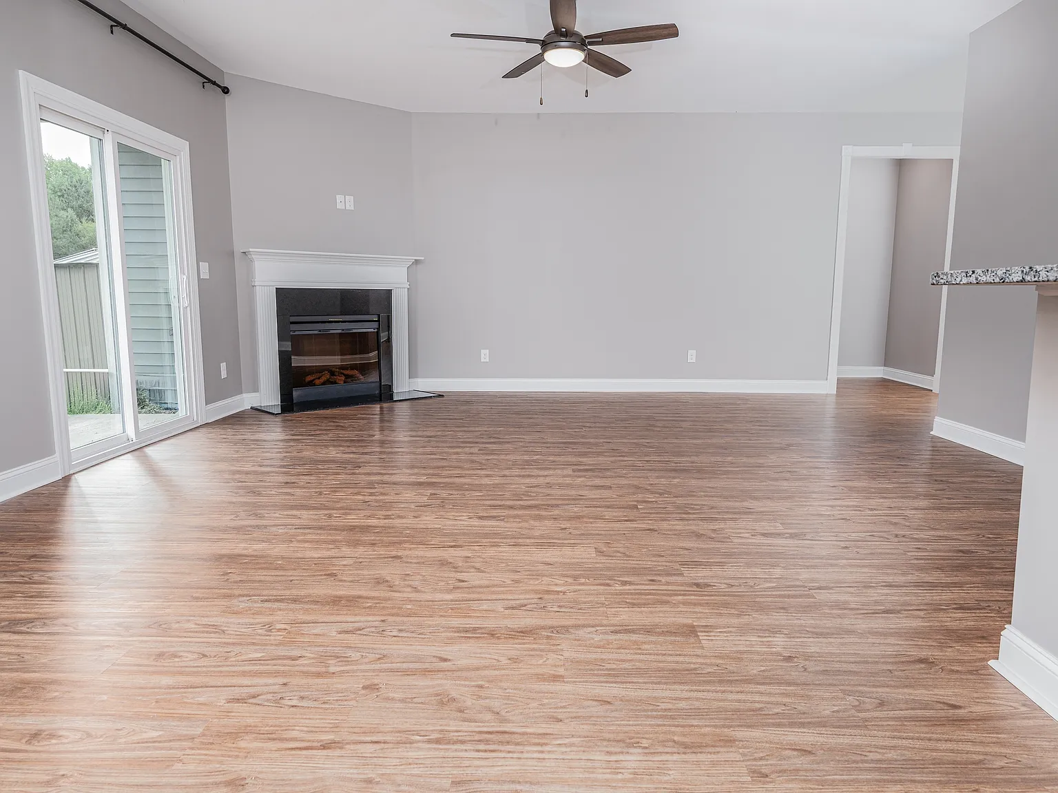 238 Saratoga Lane - 1 — Photo 4