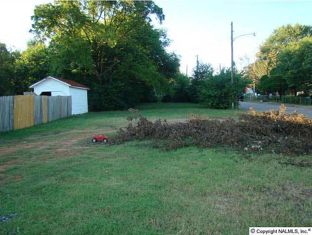 1st image of 2600 Holmes Ave NW