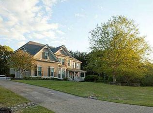 105 Percheron Dr, Canton, GA 30114