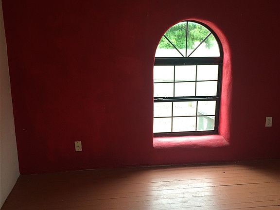 2nd image of 513 Camino Solano