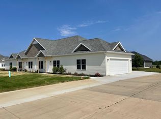 1831 Peachtree Path, Stevensville, MI 49127