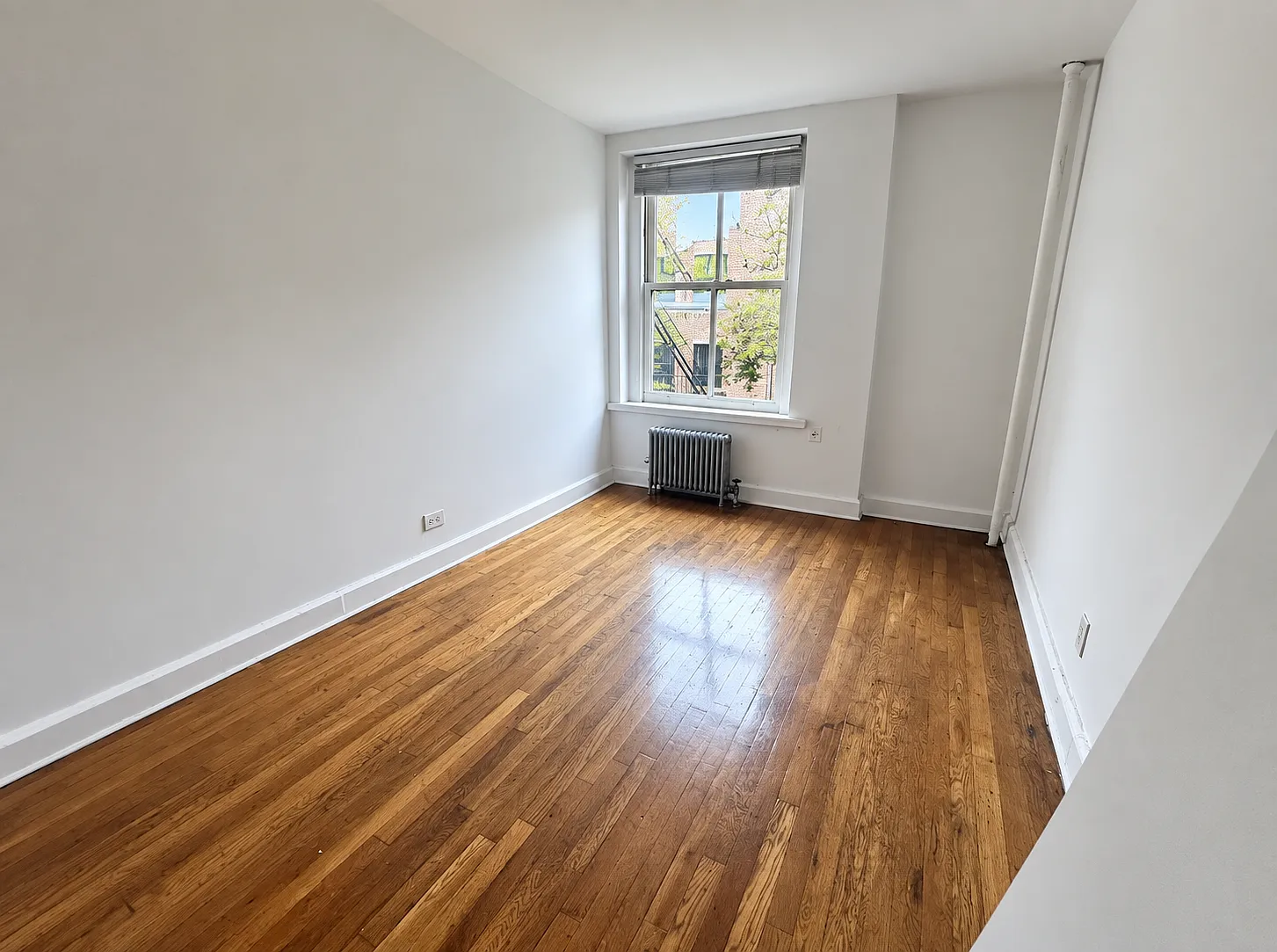 32 Joralemon Street — Photo 2