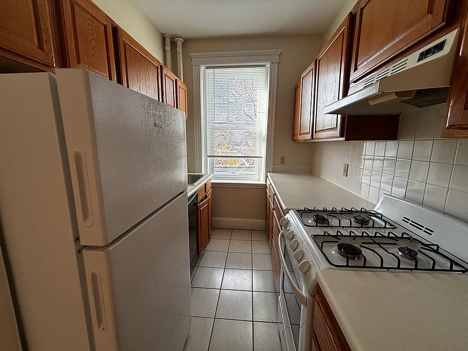 1st image of 31 Wendell St #42