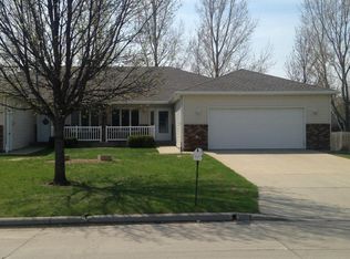 1215 22nd St NW, East Grand Forks, MN 56721